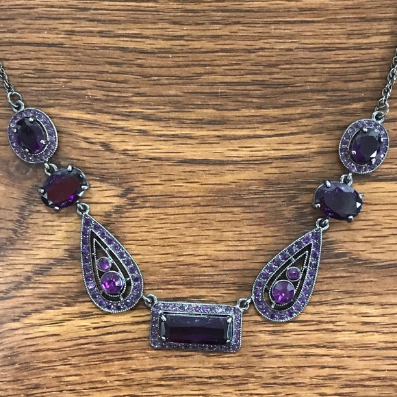 NWT Avon Dark Purple Necklace - Picture 1 of 5